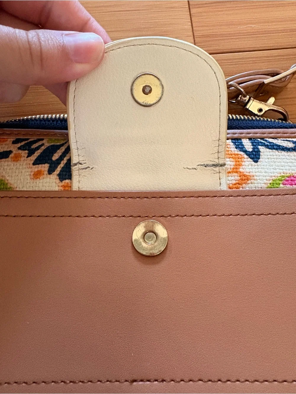 Spartina 449 Tan and Cream Floral Canvas Crossbody Wallet